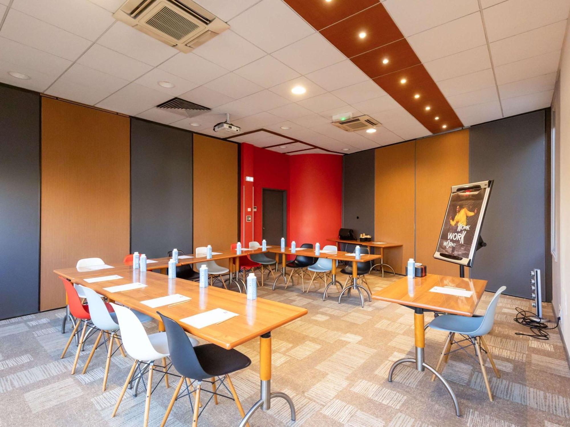 فندق Ibis Le Puy-En-Velay Centre المظهر الخارجي الصورة