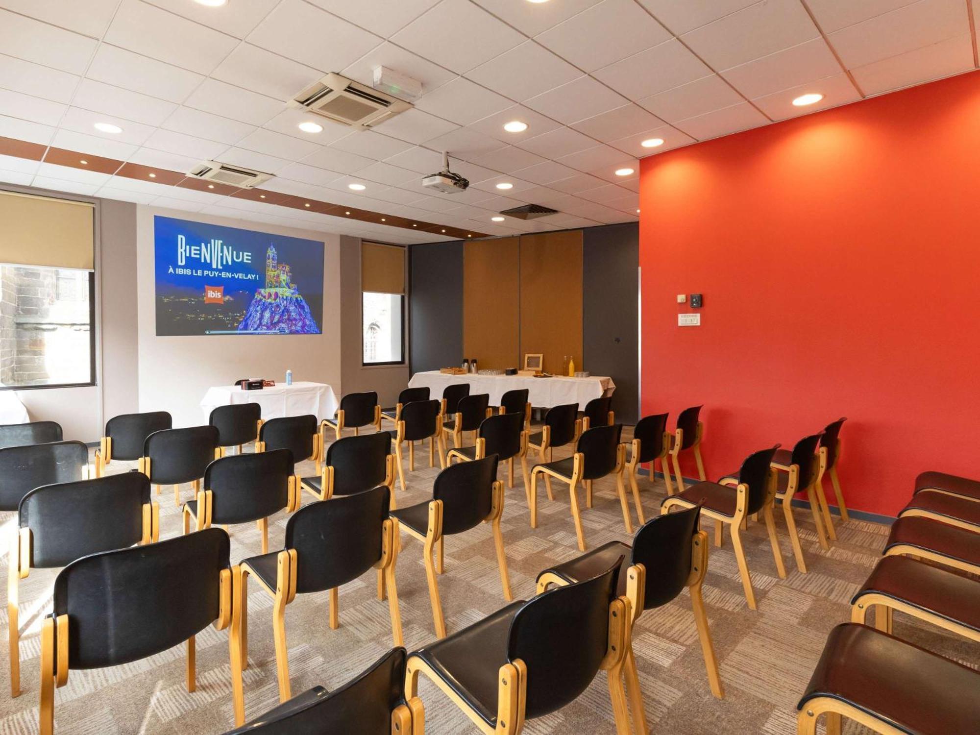 فندق Ibis Le Puy-En-Velay Centre المظهر الخارجي الصورة