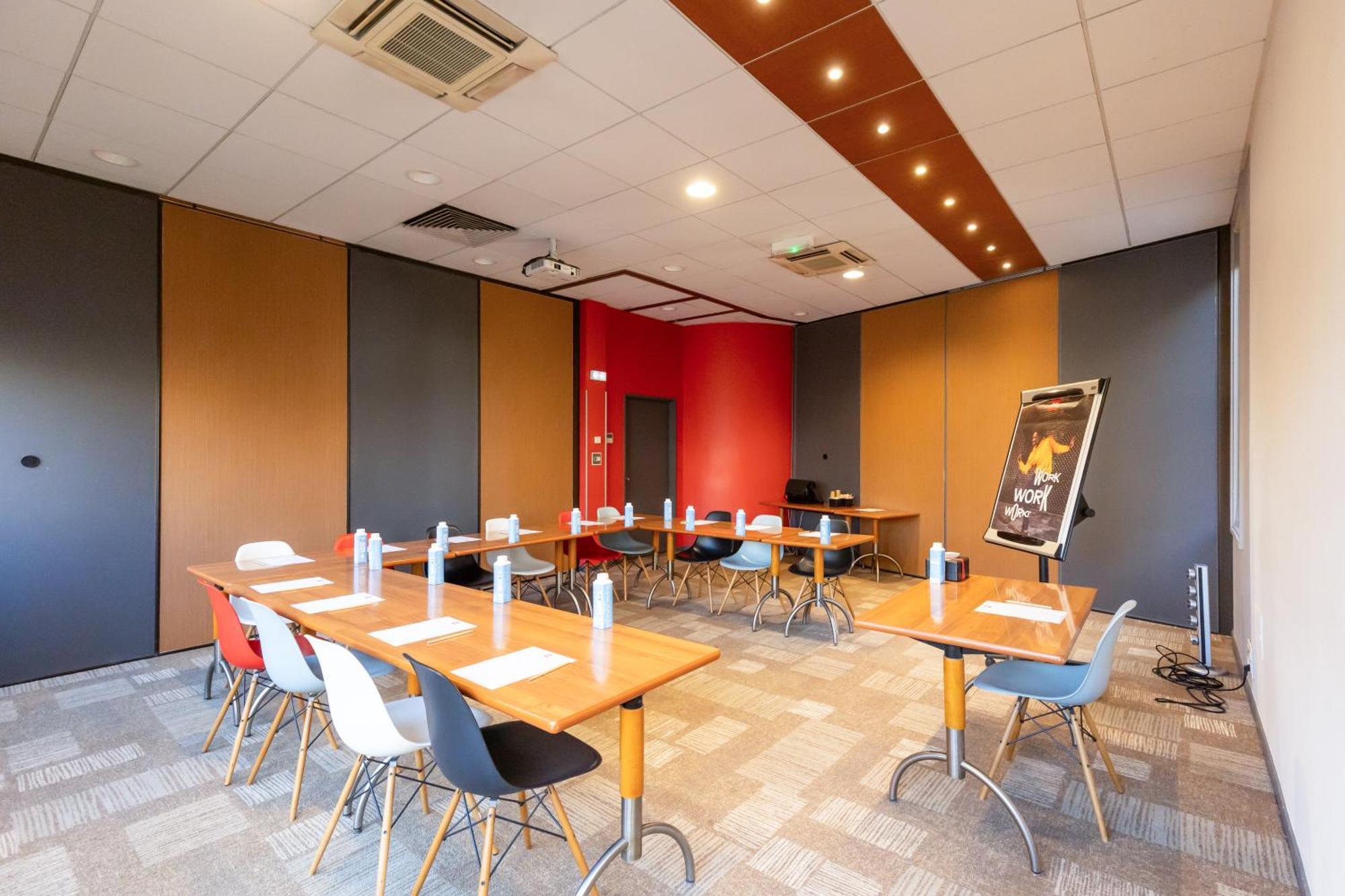 فندق Ibis Le Puy-En-Velay Centre المظهر الخارجي الصورة